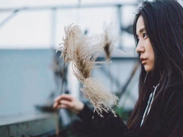 Gửi người thứ 3: Đừng vội vỗ ngực tự hào về tình yêu của một kẻ bội bạc 1