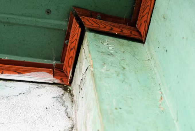 30 giáo viên sống trong nhà công vụ dột nát ven Sài Gòn