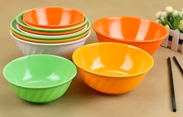 Bé 1 tuổi bị bệnh bạch cầu, mẹ bất ngờ vì chiếc bát ăn cơm lại là nguyên nhân ảnh 2