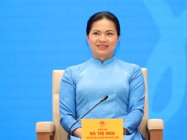 Chủ tịch Hội Liên hiệp phụ nữ Việt Nam Hà Thị Nga chia sẻ tại Hội nghị - Ảnh: VGP/Nhật Bắc.