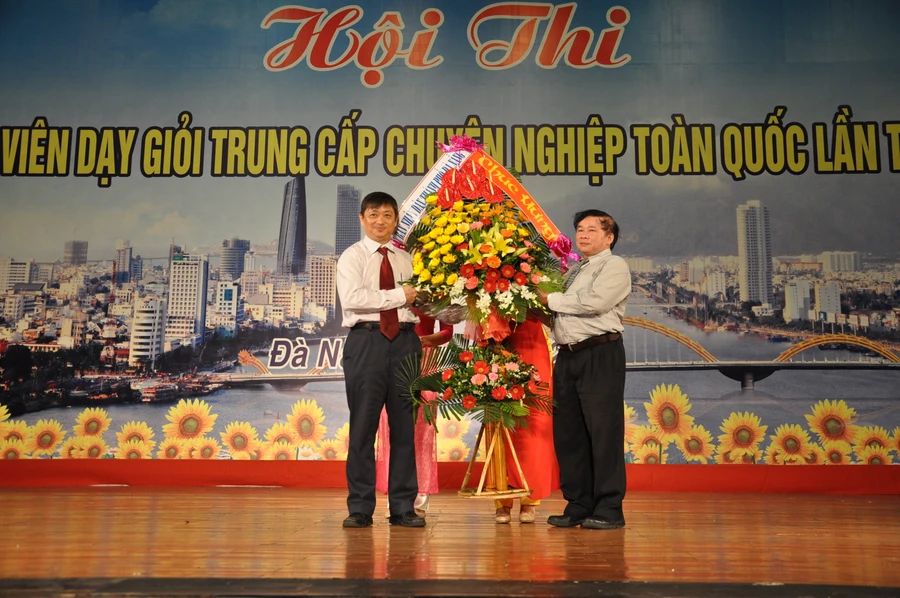 Khai mạc Hội thi giáo viên dạy giỏi trung cấp chuyên nghiệp toàn quốc 