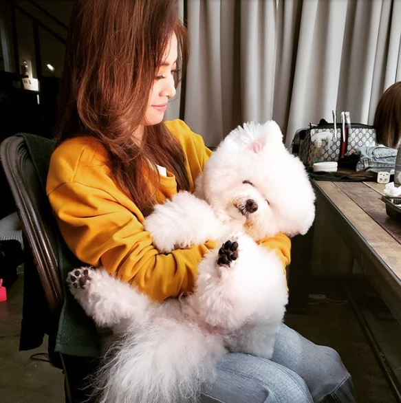 Loạt mẫu tóc nổi bần bật cho nàng tự tin sánh bước bên chàng trong mùa đông này