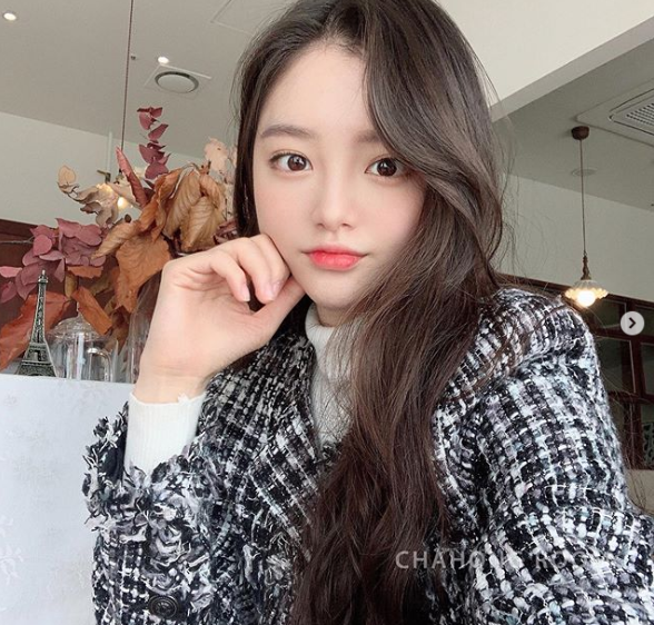 Loạt mẫu tóc nổi bần bật cho nàng tự tin sánh bước bên chàng trong mùa đông này