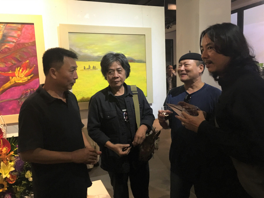 Các họa sĩ - những người bạn vui mừng gặp gỡ