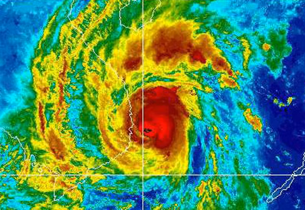 Sáng nay 4/11, bão số 12 giật cấp 15 đổ bộ vào Phú Yên – Ninh Thuận