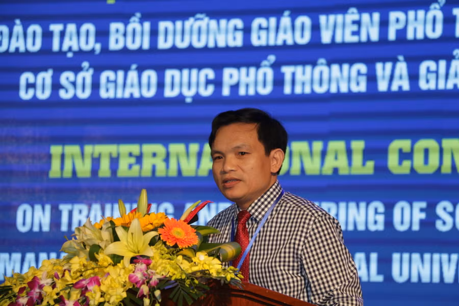 Ông Mai Văn Trinh – Cục trưởng Cục quản lý chất lượng phát biểu tại hội thảo