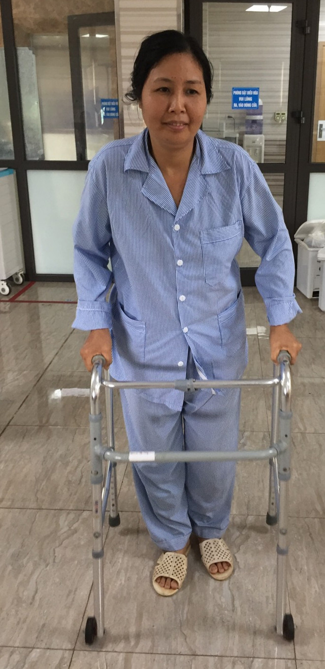 Bệnh nhân hồi phục nhờ điều trị bằng phương pháp điện châm. Bệnh nhân hồi phục nhờđiều trị bằng phương pháp điện châm. Ảnh: L.Q.