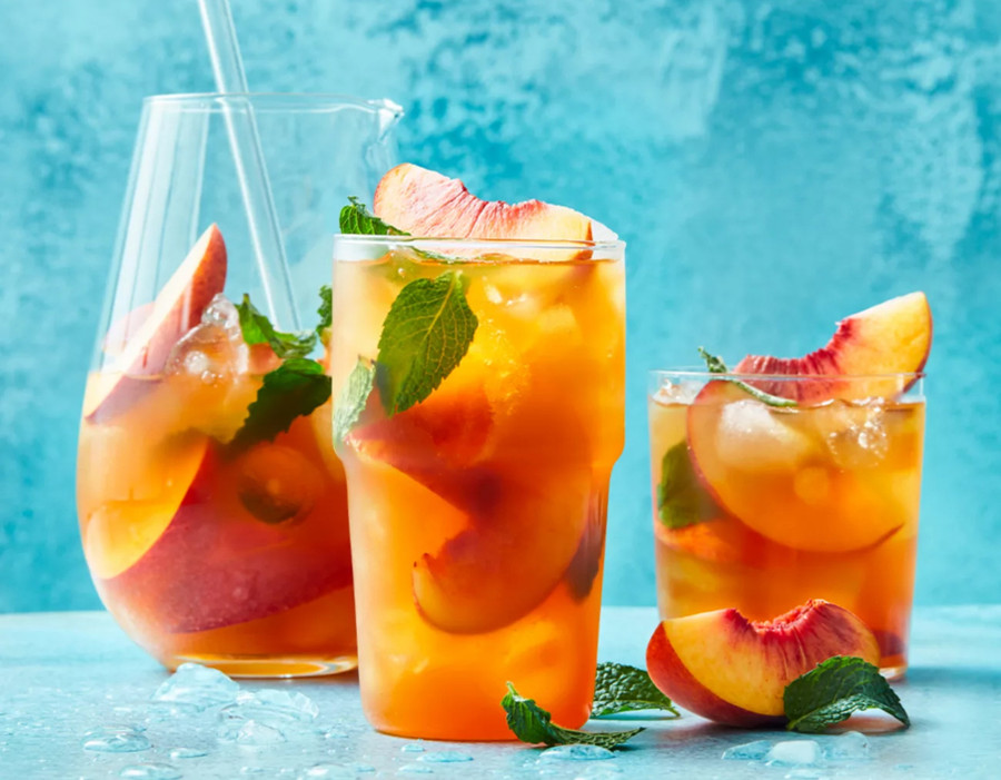 Trà đào và gừng là công thức hoàn hảo để thư giãn sau một ngày mệt mỏi. (Ảnh: ITN). Trà đào và gừng là công thức hoàn hảo để thư giãn sau một ngày mệt mỏi. (Ảnh: ITN).