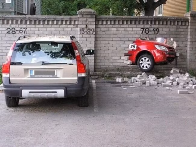 nhung vu tai nan o to "ngo ngan" nhat qua dat hinh anh 9