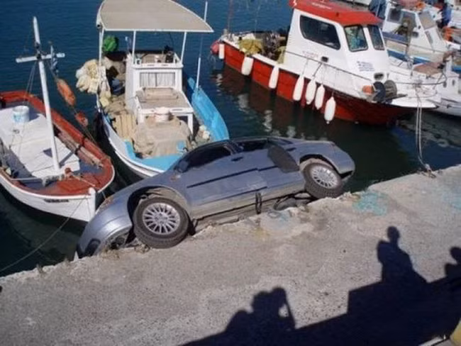 nhung vu tai nan o to "ngo ngan" nhat qua dat hinh anh 3