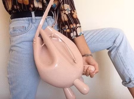  Gạn đục khơi trong thì vẫn có thể gắng gượng nhận xét rằng chiếc túi này trông rất tự nhiên 