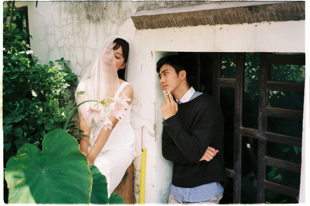 Trước đây, Thái Sơn kể anh có gần 4 năm chụp máy ảnh kỹ thuật số và mới chỉ chuyển sang dùng máy film được 6,7 tháng nhưng thực sự bị mê hoặc bởi những gì ảnh film mang lại.