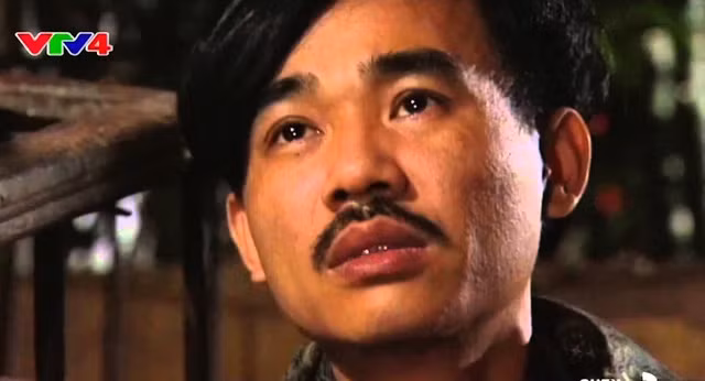 Để tìm cách trị bệnh “ghen tuông” của vợ, Tháo và cậu em vợ đã nghĩ ra một kế ghép ảnh vợ với người khác để ghen ngược lại với vợ, khiến vợ anh phải bỏ thói ghen vô lý. Sau khi bộ phim được lên sóng, những câu thoại: “Á à cái thằng râu quai nón đây rồi”, “Mình xin nhé” hay “Việc đó thì còn phải nghiên cứu” đã trở thành những câu nói cửa miệng của rất nhiều khán giả trong suốt thời gian dài.