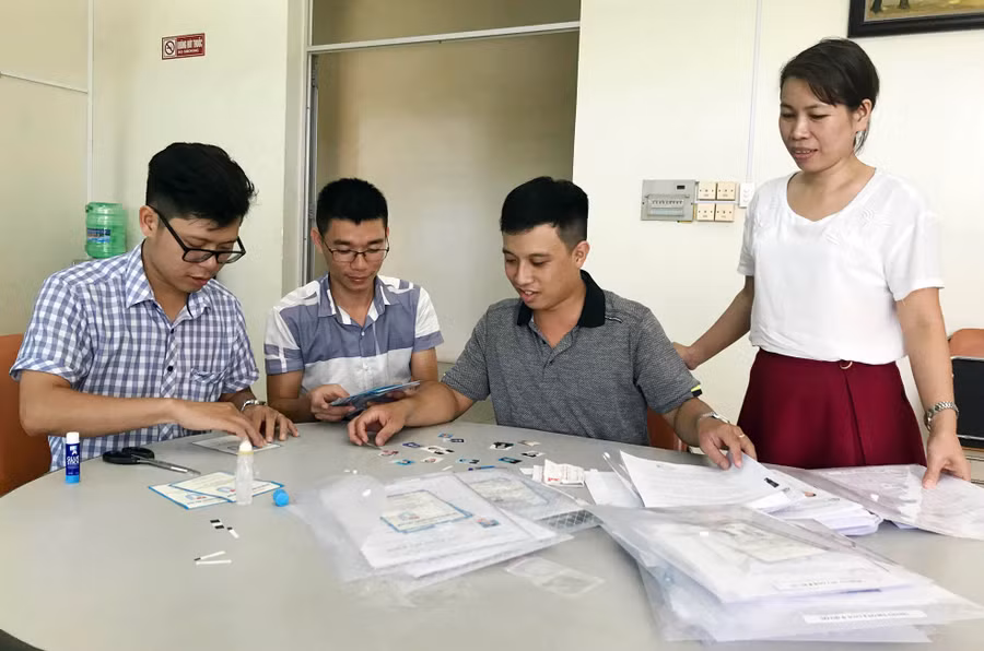 Ngày 27/10, BTC đã hoàn tất công tác kiểm tra nhân sự, cấp phát thẻ cho các đoàn về tham dự