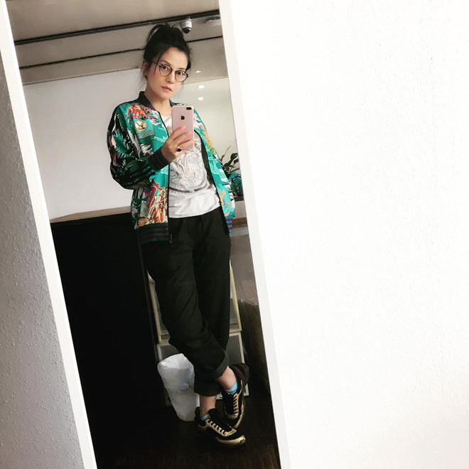 Gu thời trang hack tuổi, trẻ trung như nữ sinh trung học của Triệu Vy ảnh 10 Trieu Vy co gu thoi trang hack tuoi, tre trung nhu nu sinh trung hoc hinh anh 10