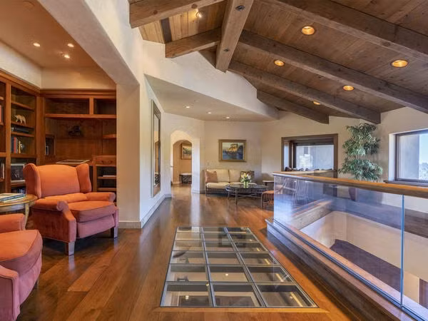 Ben trong can biet thu 100 trieu USD cua ty phu cong nghe My hinh anh 4 