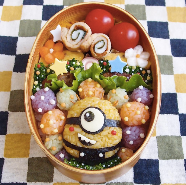 Những hộp cơm đẹp như tranh vẽ của bà nội trợ không hổ danh vợ Nhật - Ảnh 9. Những hộp cơm đẹp như tranh vẽ của bà nội trợ không hổ danh vợ Nhật - Ảnh 9.