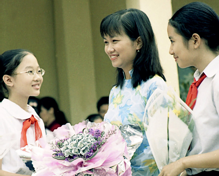 Cô và trò đất học Tràng an Cô và trò đất học Tràng an