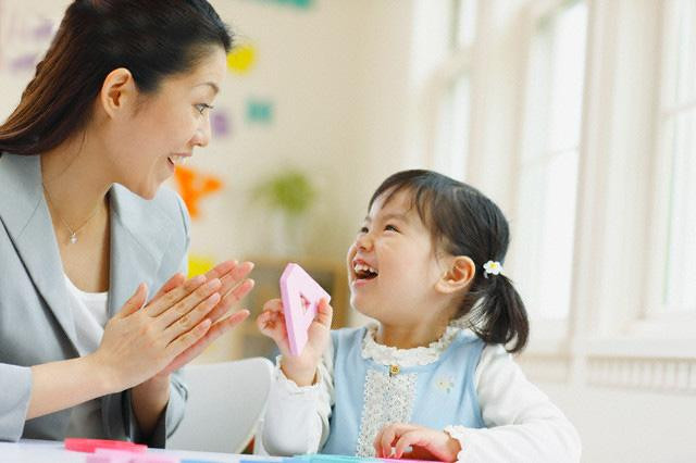 Cha mẹ hãy làm bạn cùng con