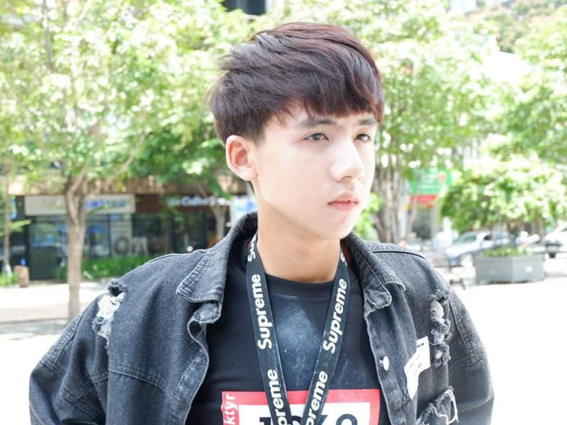 Sở hữu vẻ đẹp hồn nhiên, trong sáng và gu thời trang hiện đại cùng sự nhí nhố, thân thiện Lý Hồng Đức đã sỡ hữu hơn 20.000 lượt theo dõi trên trang cá nhân của mình. Sở hữu vẻ đẹp hồn nhiên, trong sáng và gu thời trang hiện đại cùng sự nhí nhố, thân thiện Lý Hồng Đức đã sỡ hữu hơn 20.000 lượt theo dõi trên trang cá nhân của mình.