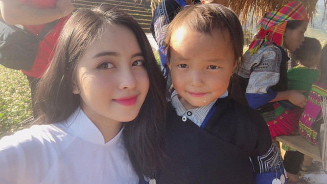 Trần Thu Trang sinh năm 2000, sinh ra tại Yên Bái.