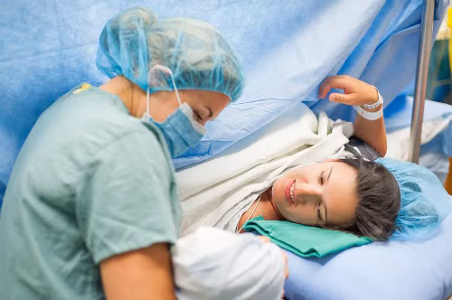 "Đại dịch" đẻ mổ trên thế giới