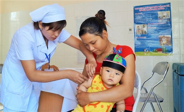 Tiêm vaccine trong chương trình tiêm chủng, 2 trường hợp tử vong