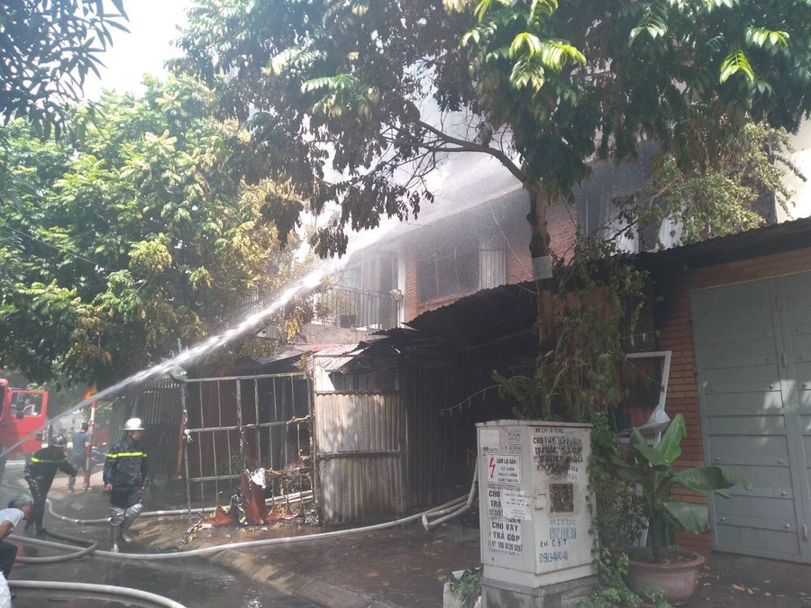 Bốn tại chỗ phòng cháy chữa cháy nhà cao tầng ảnh 1 Chú thích ảnh