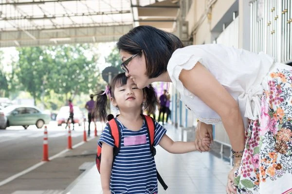 5 câu nói đứa trẻ nào cũng cần được nghe nhưng bố mẹ lại chẳng mấy ai nói được