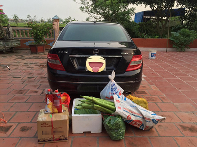 muon kieu qua que len pho sau moi ky nghi le hinh anh 2