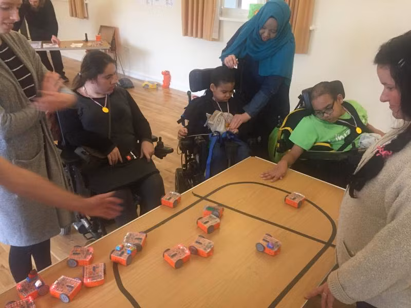 Sự thiếu hụt kinh phí dành cho giáo dục đặc biệt ở Anh chủ yếu do đối tượng cần hỗ trợ tăng cao, trong khi ngân sách tài trợ không theo kịp.Ảnh: Abercorn Special School