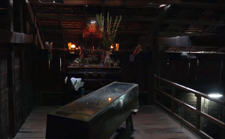 Thi hài hơn 50 năm vẫn như đang ngủ trong ngôi nhà ở miền Tây