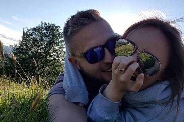 Hành trình 500 ngày gặp, yêu, cưới và rời xa mãi mãi của cô gái đáng thương