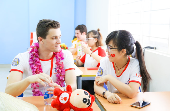 Sinh viên quốc tế đang theo học tại UEF Sinh viên quốc tế đang theo học tại UEF