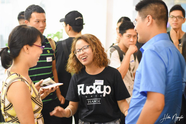Du học sinh Việt mang văn hóa chia sẻ “tôi thất bại” về Việt Nam ảnh 1 Nữ du học Hà Linh (giữa) là người khởi nguồn ý tưởng mang F.U.N về Việt Nam.