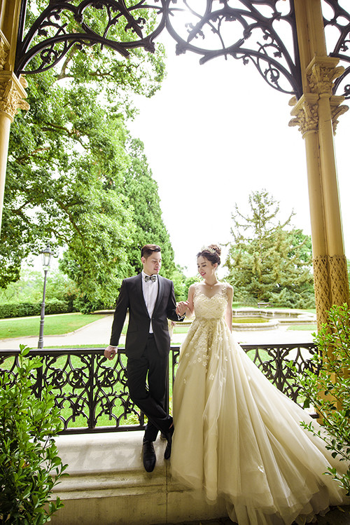 Ảnh cưới lãng mạn của cặp đôi Việt kiều ở lâu đài cộng hoà Séc ảnh 10