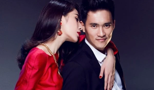 Thủy Tiên - Công Vinh nồng nàn như thuở mới yêu