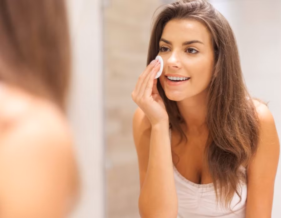 Bi quyet rua mat khong bi kho, bong troc da vao mua thu nay hinh anh 1 