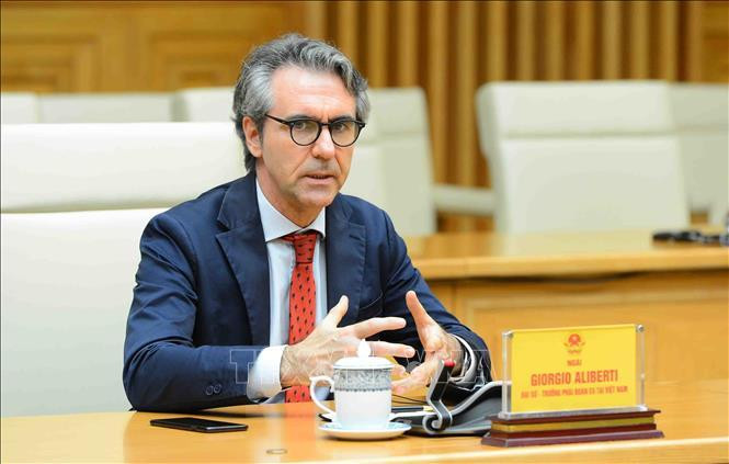 Đại sứ - Trưởng phái đoàn EU tại Việt Nam Giorgio Aliberti phát biểu. Ảnh: Minh Đức/TTXVN Đại sứ - Trưởng phái đoàn EU tại Việt Nam Giorgio Aliberti phát biểu. Ảnh: Minh Đức/TTXVN