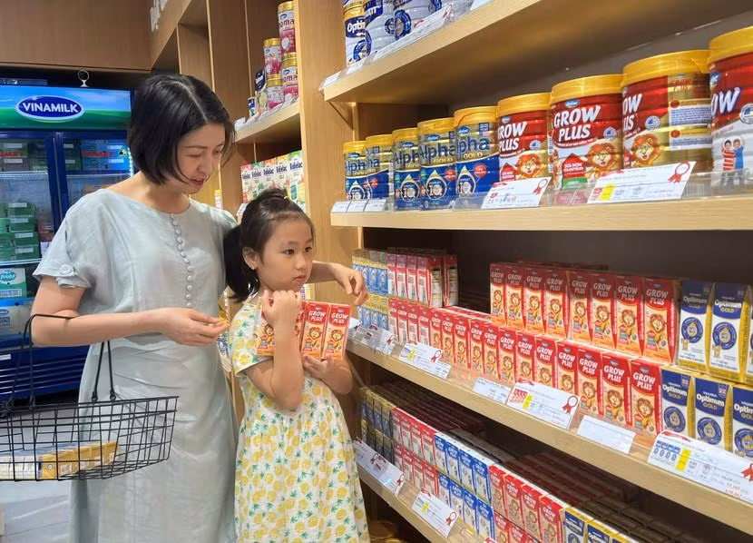 Dielac là nhãn hiệu sữa bột trẻ em được các bậc phụ huynh Việt tin dùng qua nhiều thế hệ