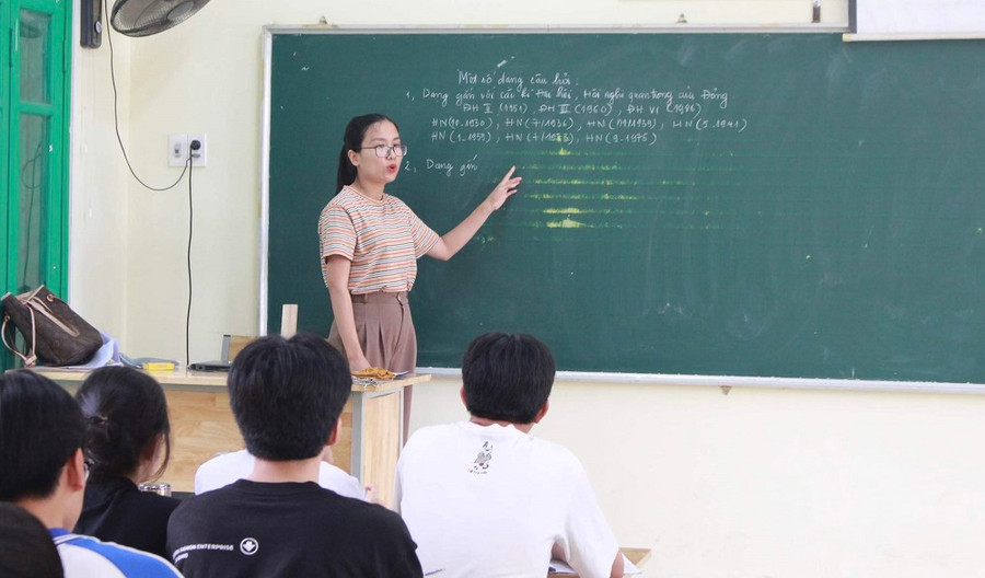 Kỳ thi tốt nghiệp THPT năm 2023 toàn tỉnh Thái Nguyên có hơn 16.000 thí sinh đăng ký dự thi. Kỳ thi tốt nghiệp THPT năm 2023 toàn tỉnh Thái Nguyên có hơn 16.000 thí sinh đăng ký dự thi.