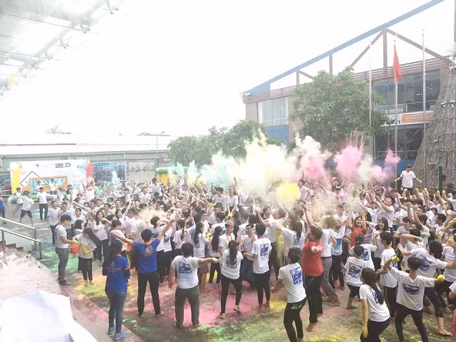 Nhiều hoạt động vui chơi, sôi nổi tại ngày hội trải nghiệm môi trường học tập đại học tại ĐH Nguyễn Tất Thành