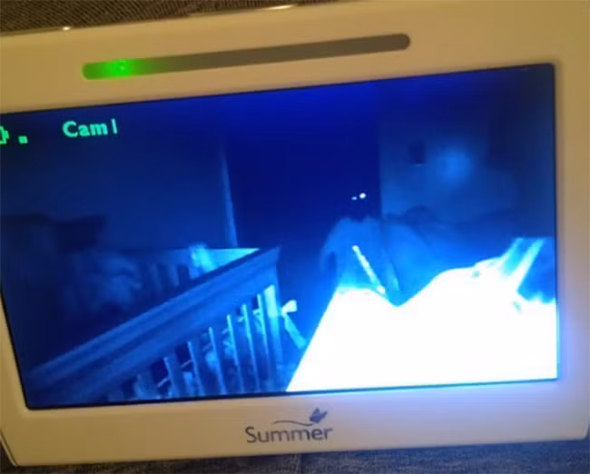 12 bức ảnh bóng trắng mập mờ khiến bạn không thể phủ nhận linh hồn là có thật - Ảnh 12.