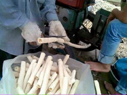 Được ăn những chiếc bỏng gạo thơm ngọt và nóng hôi hổilà một trong những niềm hạnh phúc bình dị của trẻ con nông thôn. 20-mon-do-goi-nho-ky-uc-tuoi-tho-8x-9x-doi-dau-8