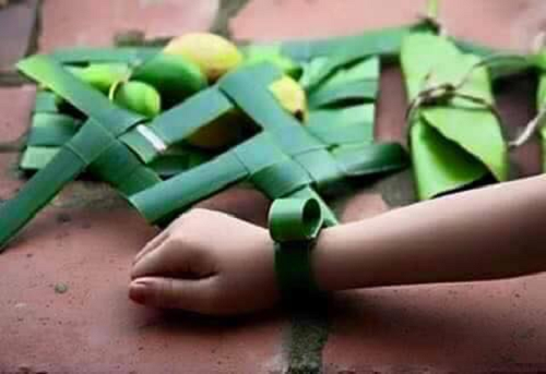 Trang sức bằng lá dừa và đôi bàn tay khéo léo. 20-mon-do-goi-nho-ky-uc-tuoi-tho-8x-9x-doi-dau-2