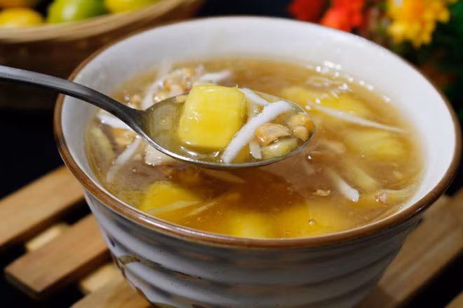 mon an vat don tim du khach cho ngay thoi tiet "am uong" hinh anh 1