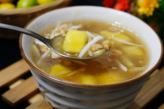 Món ăn vặt đốn tim du khách cho ngày thời tiết "ẩm ương" hình ảnh 1 mon an vat don tim du khach cho ngay thoi tiet "am uong" hinh anh 1