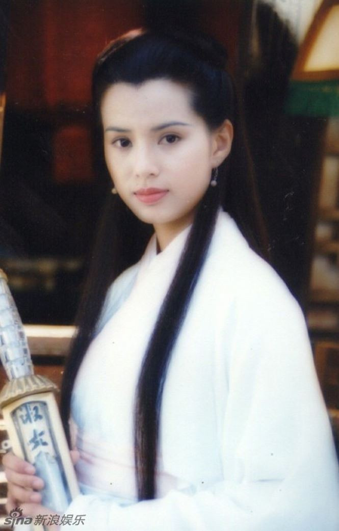 ‘Tiểu Long Nữ’ Lý Nhược Đồng lộ mặt nhăn nheo, đơ cứng như tượng sáp - ảnh 7