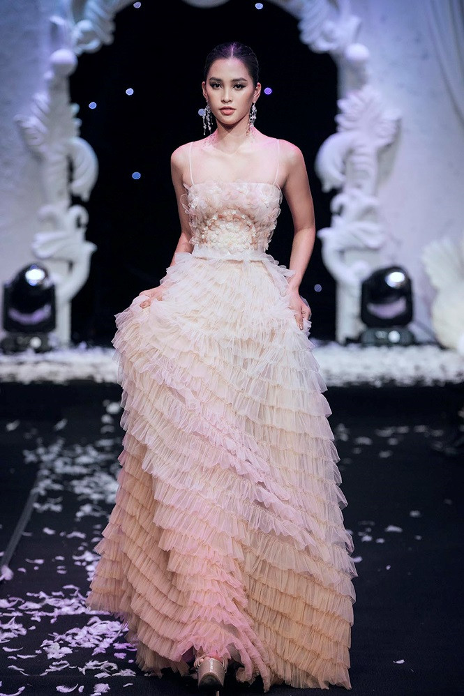 Hoa hậu Mỹ Linh nói gì về nghi vấn hẹn hò em trai BTV Ngọc Trinh? ảnh 7 Hoa hậu Mỹ Linh nói gì về nghi vấn hẹn hò em trai BTV Ngọc Trinh? - ảnh 7