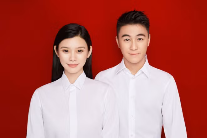 Siêu mẫu nội y khoe ảnh đăng ký kết hôn với con trai ‘vua sòng bạc’ Macau - ảnh 1